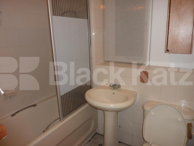 			NEW INSTRUCTION!, 1 Bedroom, 1 bath, 1 reception Flat			 Bunning Way, CALEDONIAN ROAD